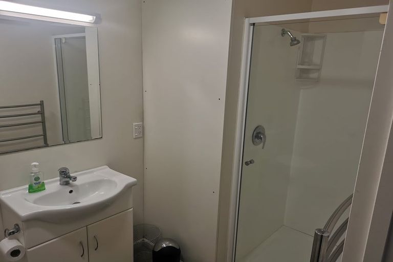 Photo of property in 1 Shelley Street, Sydenham, Christchurch, 8023