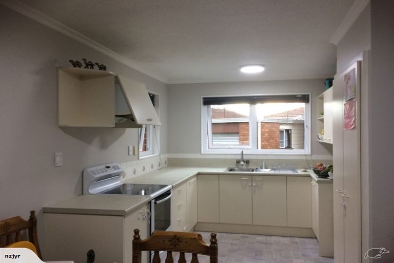 Photo of property in Birchdale Courts, 9/69a Yaldhurst Road, Sockburn, Christchurch, 8042