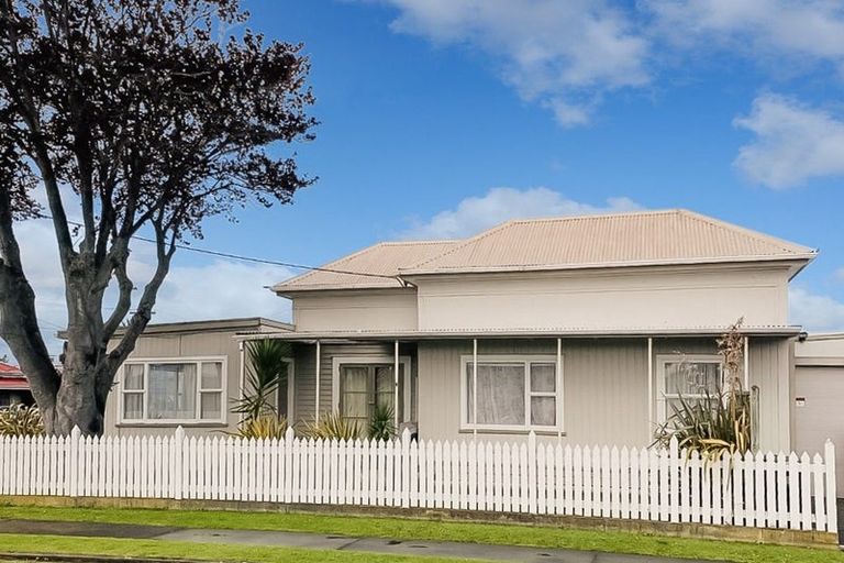 Photo of property in 104 Glasgow Street, Whanganui, 4500