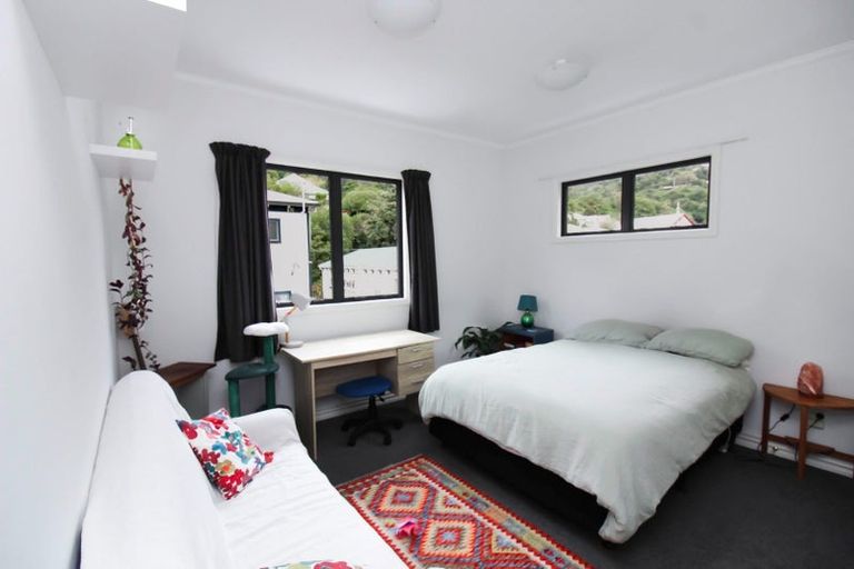 Photo of property in 10/162 Aro Street, Aro Valley, Wellington, 6021