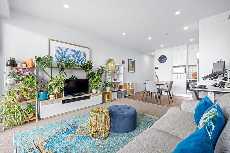 Photo of property in 102/38d Fraser Avenue, Northcote, Auckland, 0627