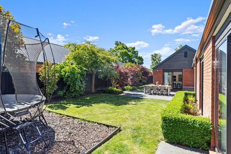 Photo of property in 50 Apsley Drive, Avonhead, Christchurch, 8042