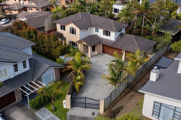 Photo of property in 23 Laurel Oak Drive, Schnapper Rock, Auckland, 0632
