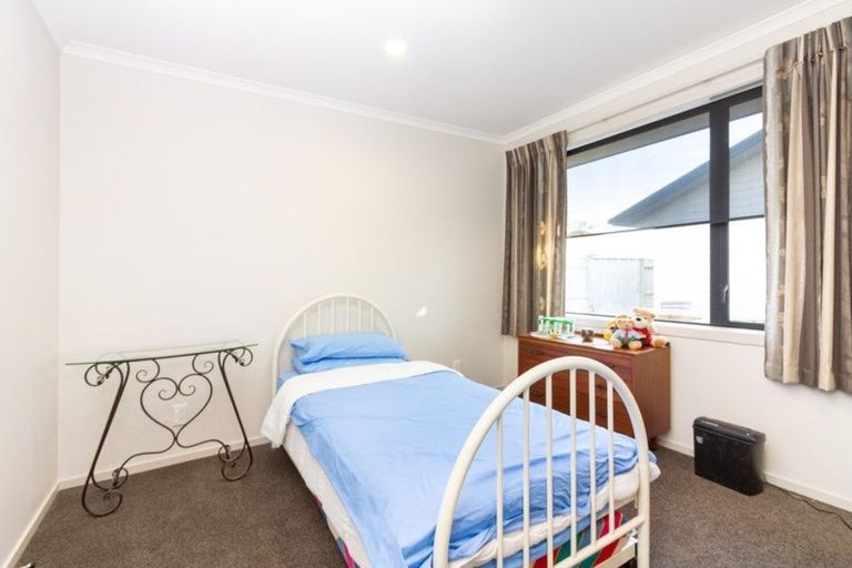 Photo of property in 88 Rosalie Terrace, Kelvin Grove, Palmerston North, 4414