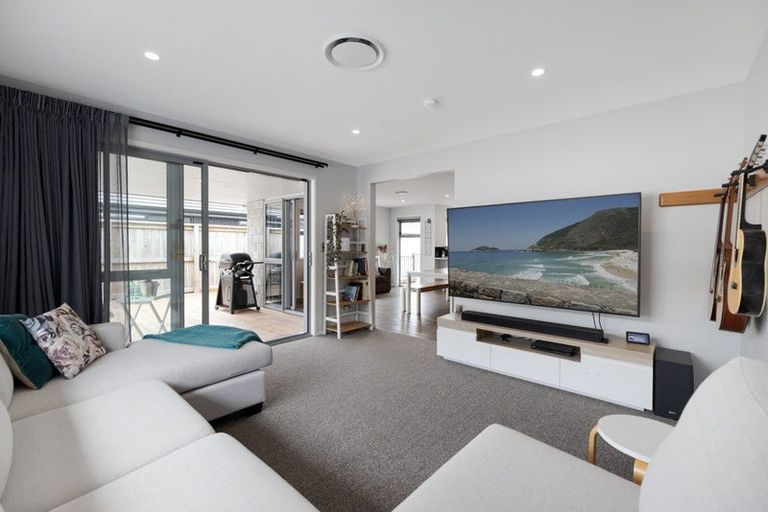 Photo of property in 86 Pakanga Grove, Pyes Pa, Tauranga, 3112