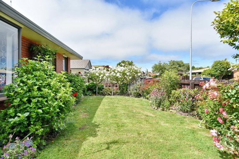 Photo of property in 1/50 Dunbarton Street, Redwood, Christchurch, 8051