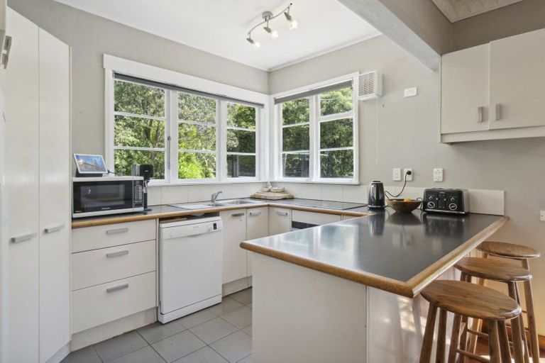 Photo of property in 73 Ironside Road, Johnsonville, Wellington, 6037