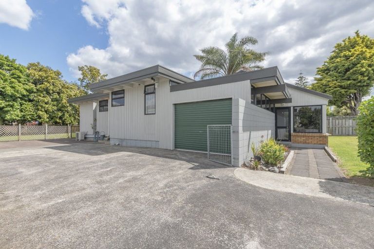 Photo of property in 9 Halberg Street, Papakura, 2110
