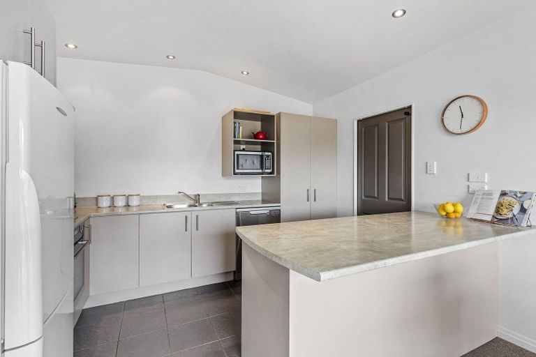 Photo of property in 44 Tarawera Road, Johnsonville, Wellington, 6037