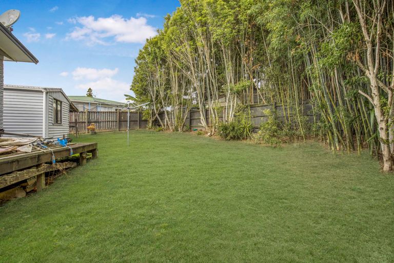 Photo of property in 46 Burbank Avenue, Manurewa, Auckland, 2102