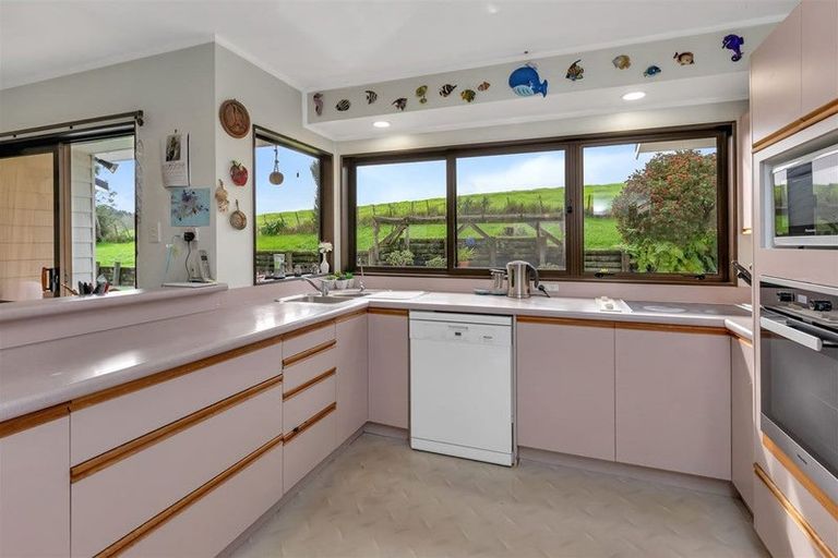 Photo of property in 51 Loop Road, Otaika, Whangarei, 0170