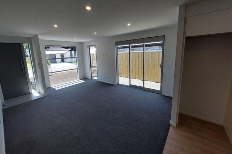 Photo of property in 20 Crossley Avenue, Woodend, 7610