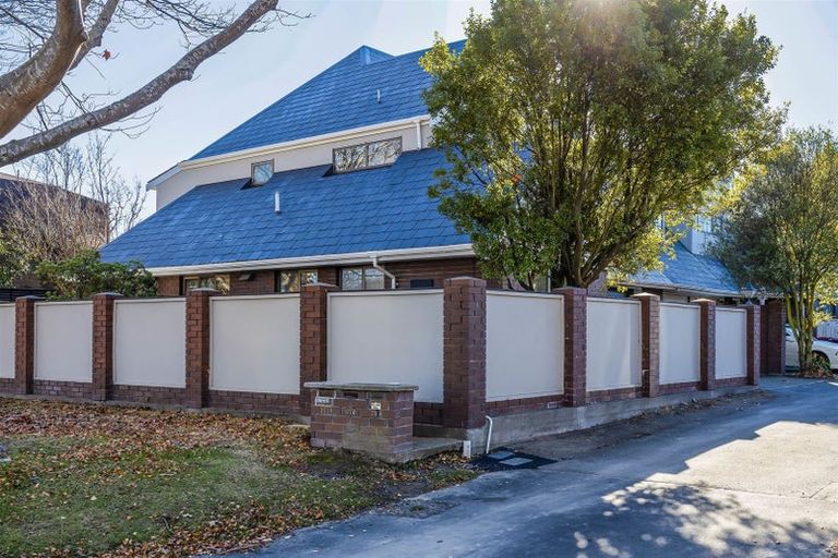 Photo of property in 1/278 Memorial Avenue, Burnside, Christchurch, 8053