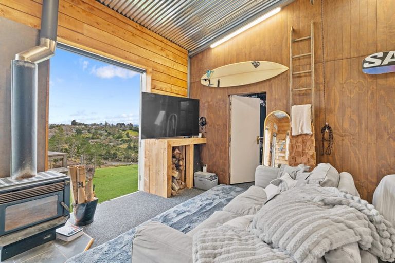 Photo of property in 86 Whites Road, Whitford, Howick, 2571