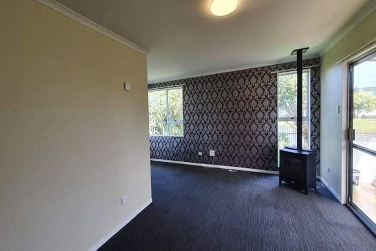 Photo of property in 47 Bamber Street, Castlecliff, Whanganui, 4501