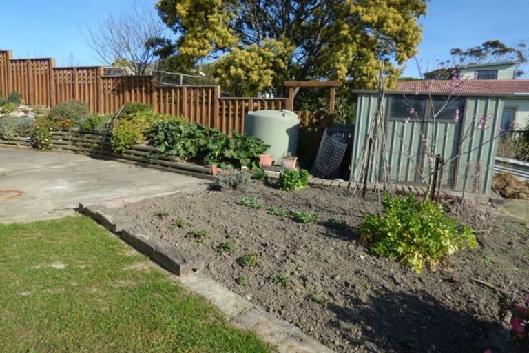 Photo of property in 2a Spiers Street, Kakanui, Oamaru, 9495