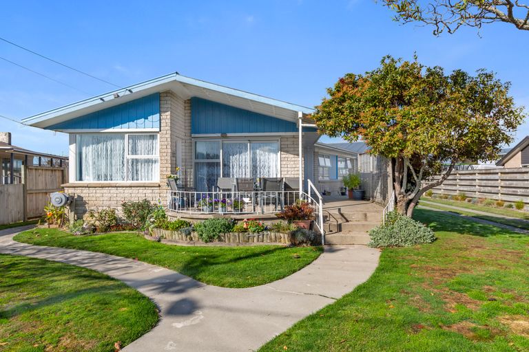 Photo of property in 19 Cecil Street, St Andrews, Hamilton, 3200