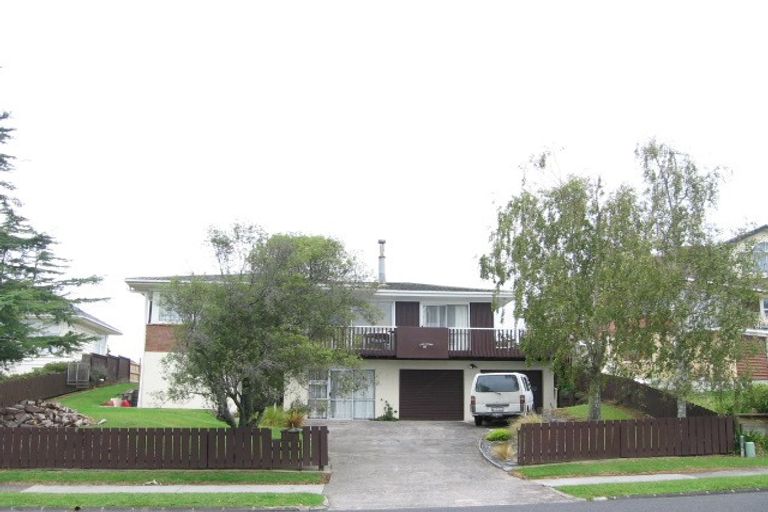 Photo of property in 24 Riverhills Avenue, Pakuranga Heights, Auckland, 2010