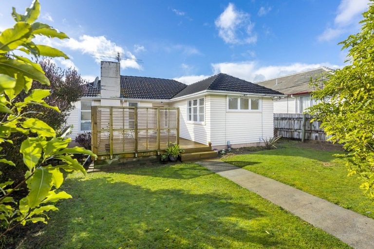 Photo of property in 23 Thackeray Street, Trentham, Upper Hutt, 5018
