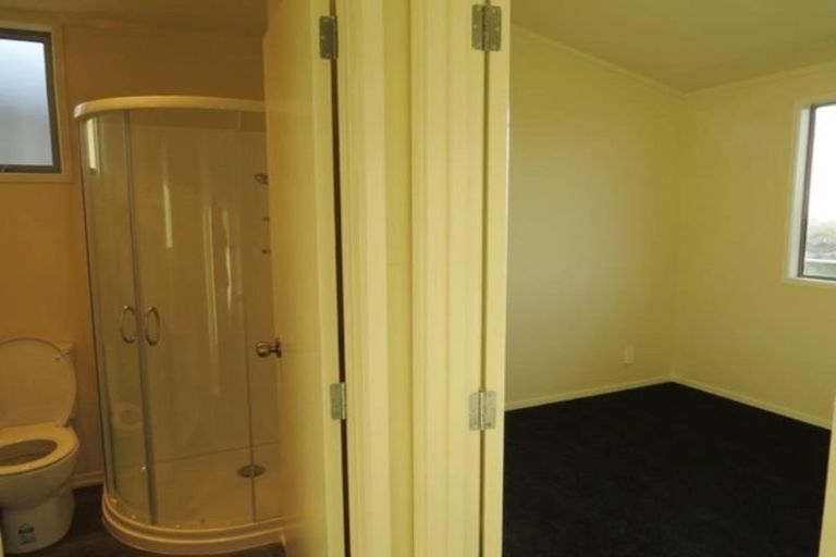 Photo of property in 29a Crownhill Street, Spotswood, New Plymouth, 4310