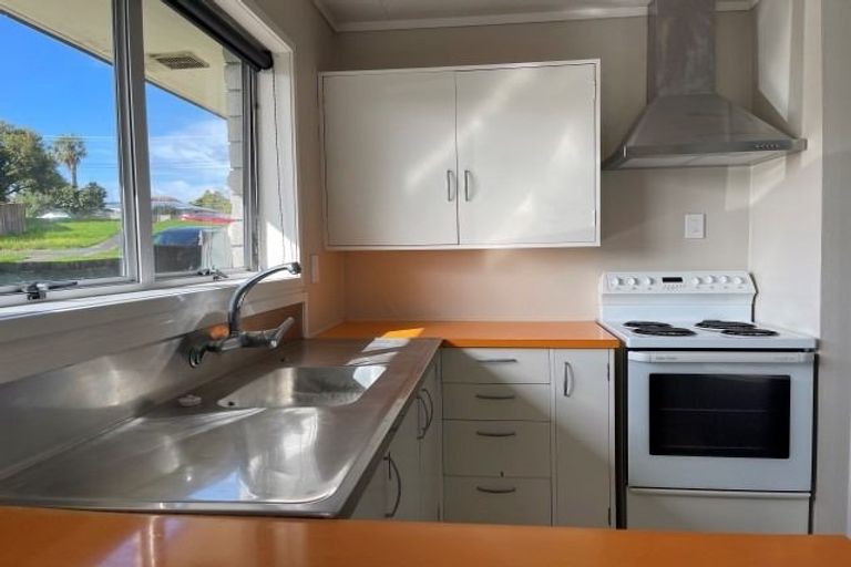 Photo of property in 311 Avonhead Road, Avonhead, Christchurch, 8042