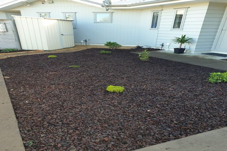 Photo of property in 2/925 Whangaparaoa Road, Manly, Whangaparaoa, 0930