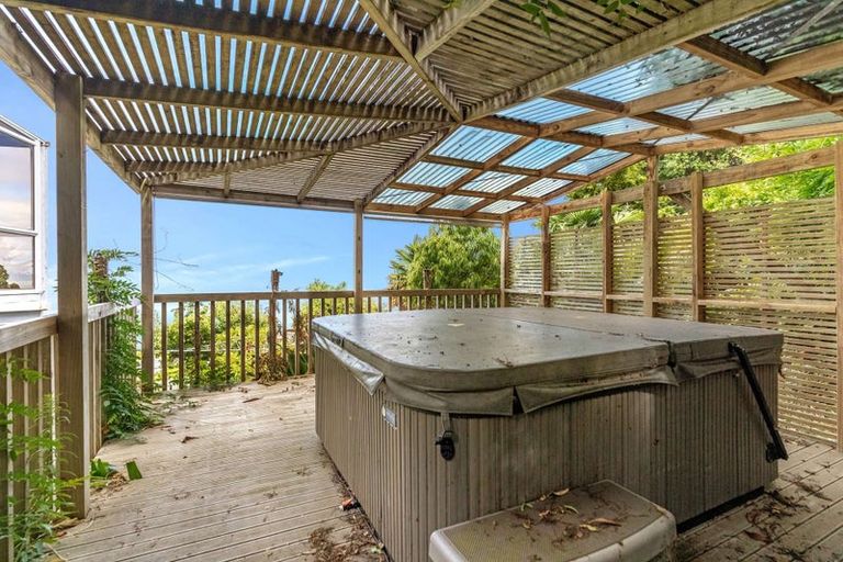 Photo of property in 35 Adams Road, Thornton Bay, Thames, 3575