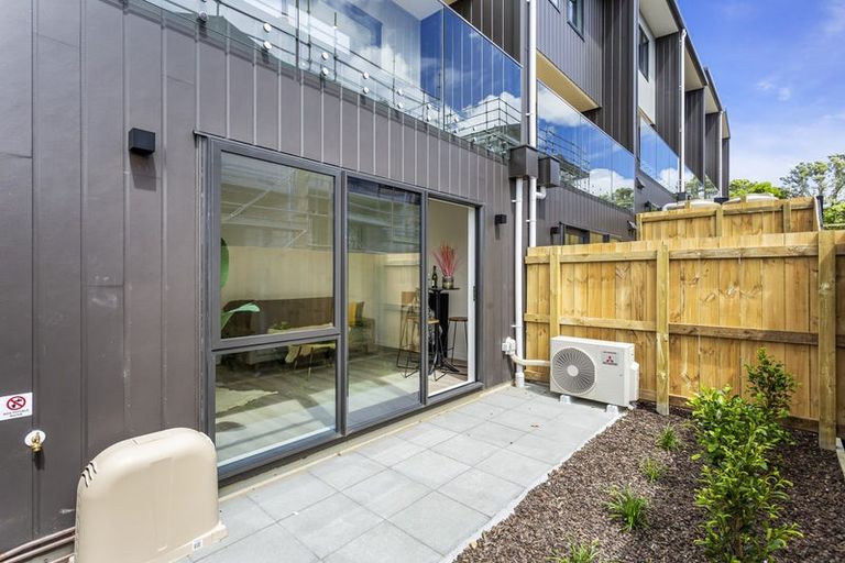 Photo of property in 9 Irwin Lane, Windsor Park, 0632