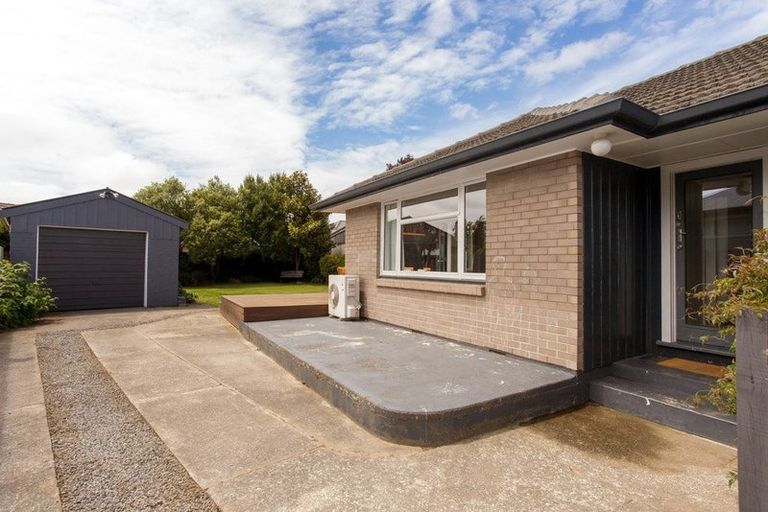 Photo of property in 6 Palmside Street, Somerfield, Christchurch, 8024