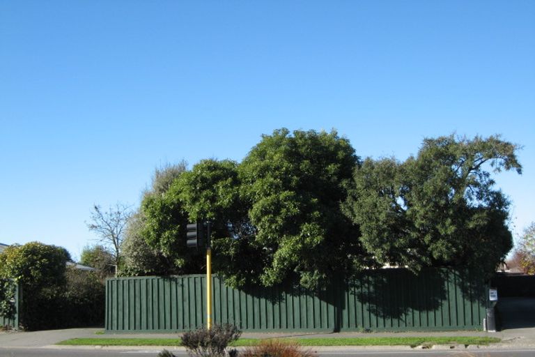 Photo of property in 728 Main North Road, Belfast, Christchurch, 8051