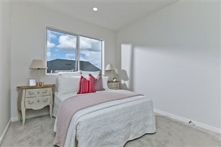 Photo of property in 51 Harvest Avenue, Orewa, 0931