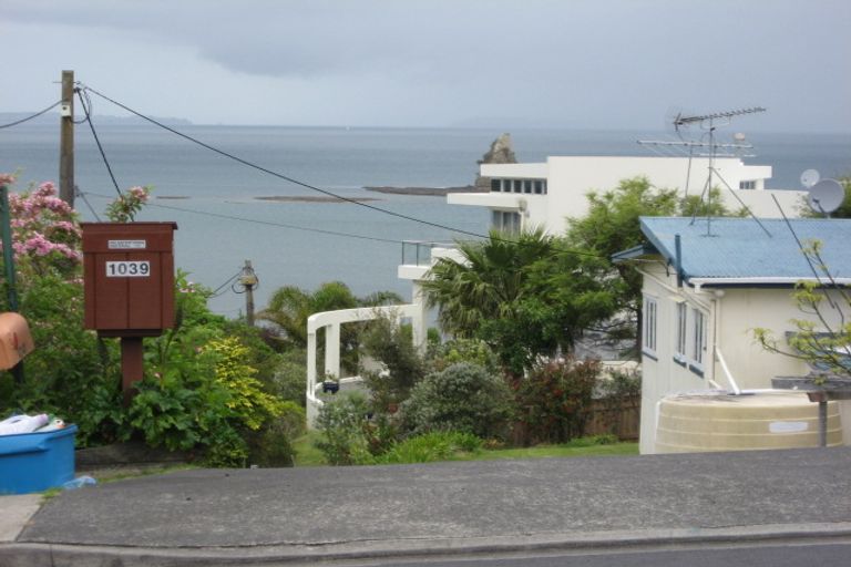 Photo of property in 1039 Whangaparaoa Road, Tindalls Beach, Whangaparaoa, 0930