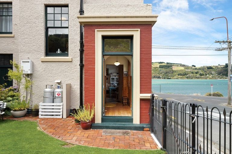 Photo of property in 247 Ravensbourne Road, Ravensbourne, Dunedin, 9022