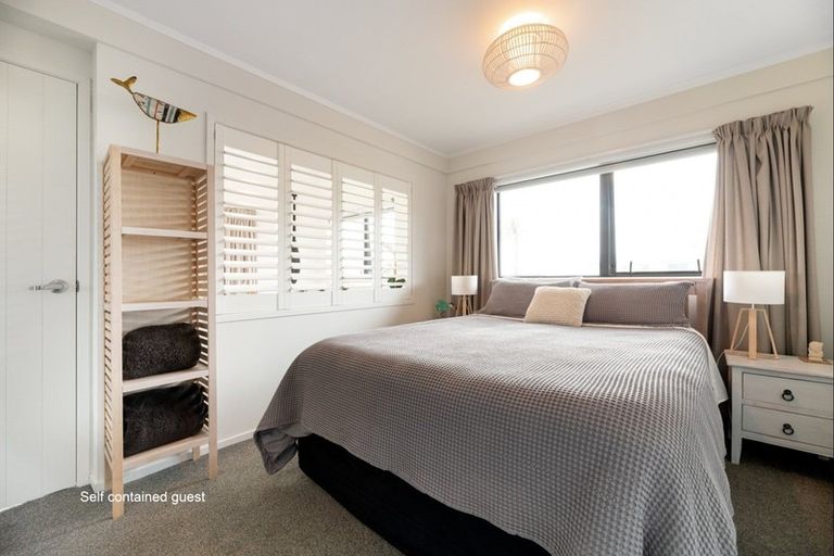 Photo of property in 15a Oceanview Road, Mount Maunganui, 3116