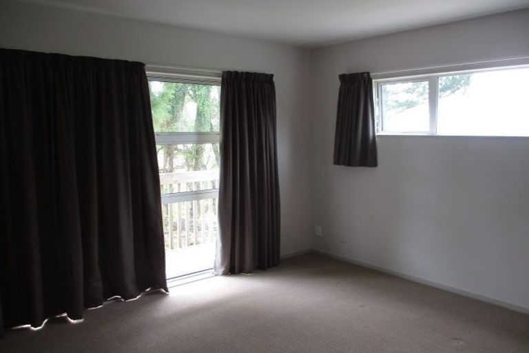 Photo of property in 2065a East Coast Road, Stillwater, Silverdale, 0993