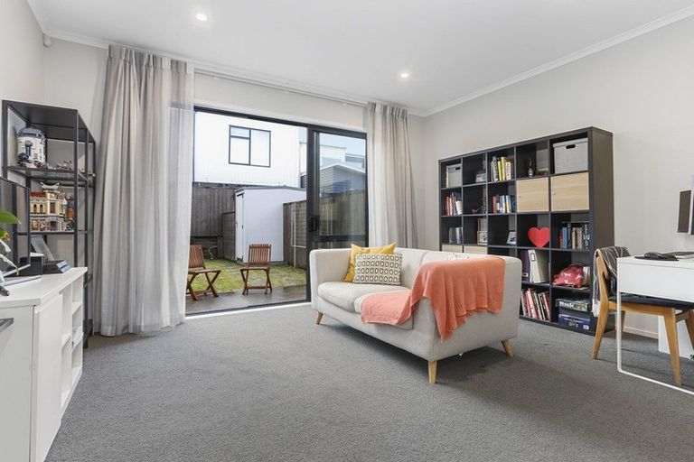 Photo of property in 8 Chaffinch Road, Hobsonville, Auckland, 0616