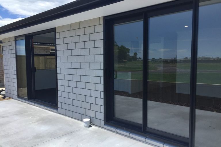 Photo of property in 95 Hills View Drive, Papamoa, 3118