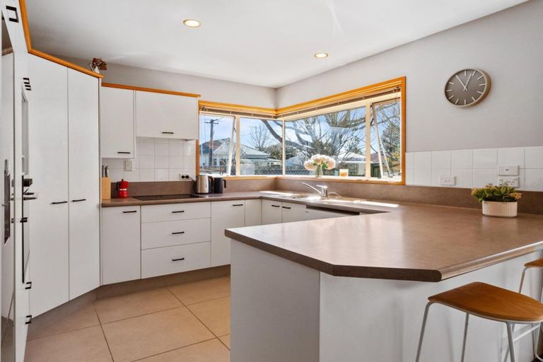 Photo of property in 94 Saint James Avenue, Papanui, Christchurch, 8053