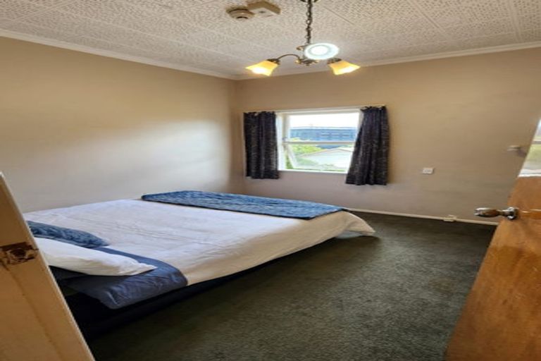 Photo of property in 48 Aurora Terrace, Kelburn, Wellington, 6012