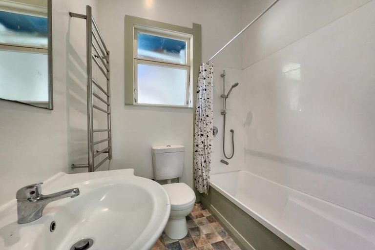 Photo of property in 29 Devon Street, Aro Valley, Wellington, 6021