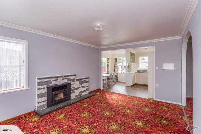 Photo of property in 9 Ross Street, Levin, 5510