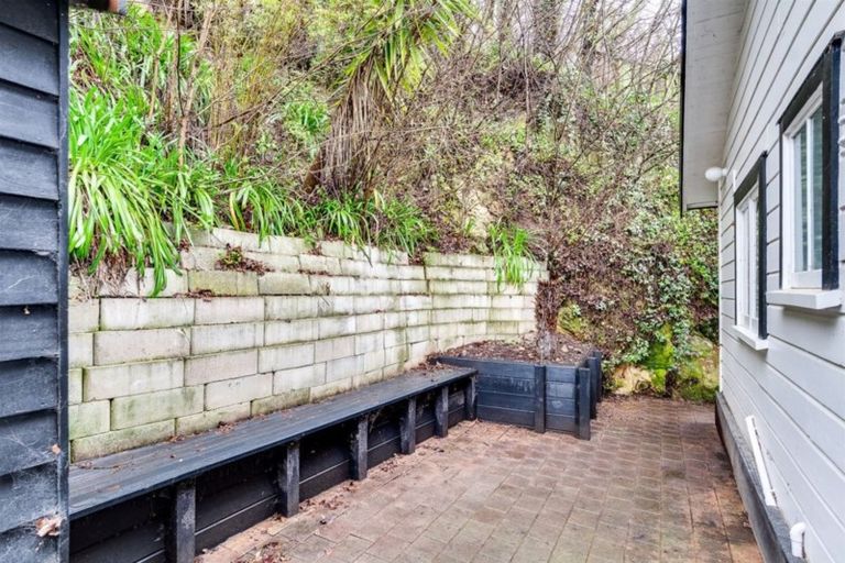 Photo of property in 7 Spencer Road, Hospital Hill, Napier, 4110