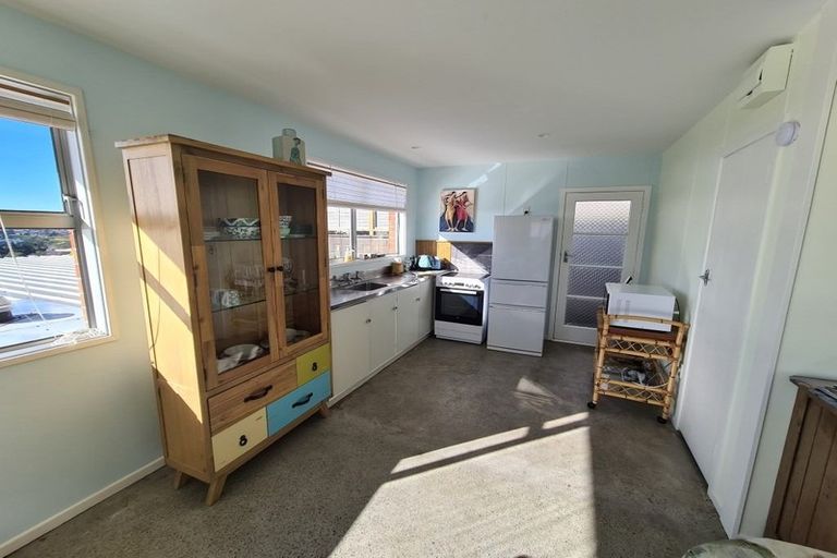 Photo of property in 2/31 Findlay Street, Moturoa, New Plymouth, 4310