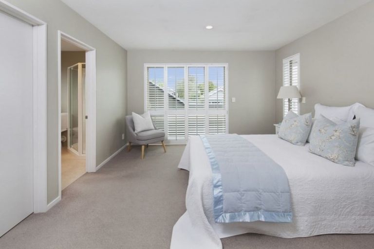 Photo of property in 28 Clissold Street, Merivale, Christchurch, 8014