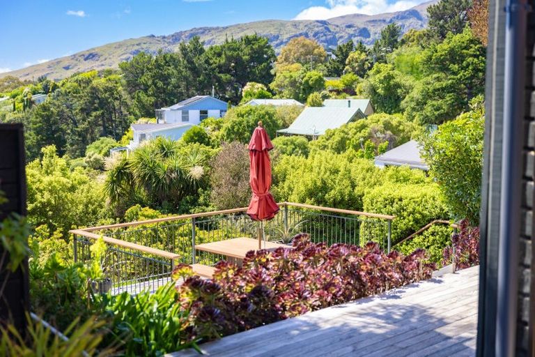Photo of property in 5 Te Ara Crescent, Diamond Harbour, Lyttelton, 8971