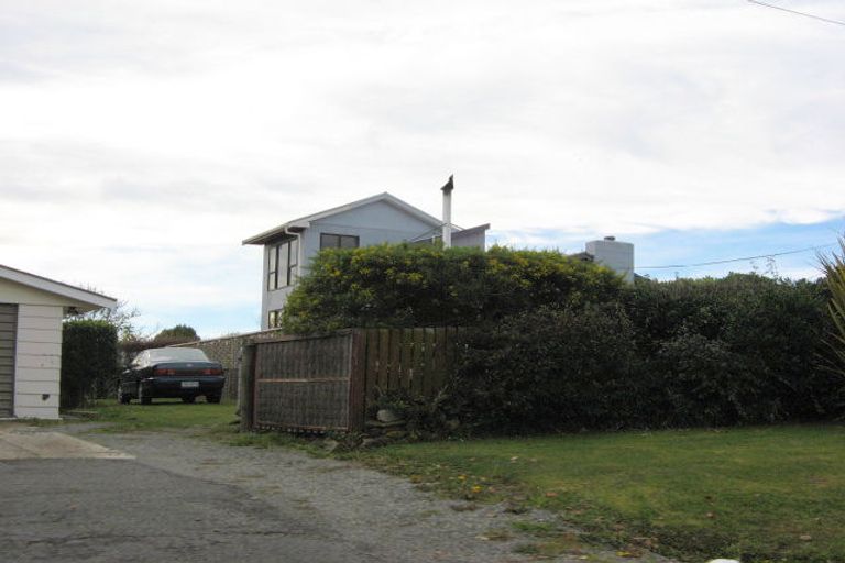Photo of property in 42 Magdala Street, Kakanui, Oamaru, 9495