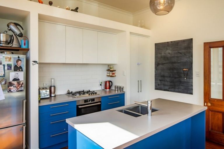 Photo of property in 18a Stone Street, Miramar, Wellington, 6022