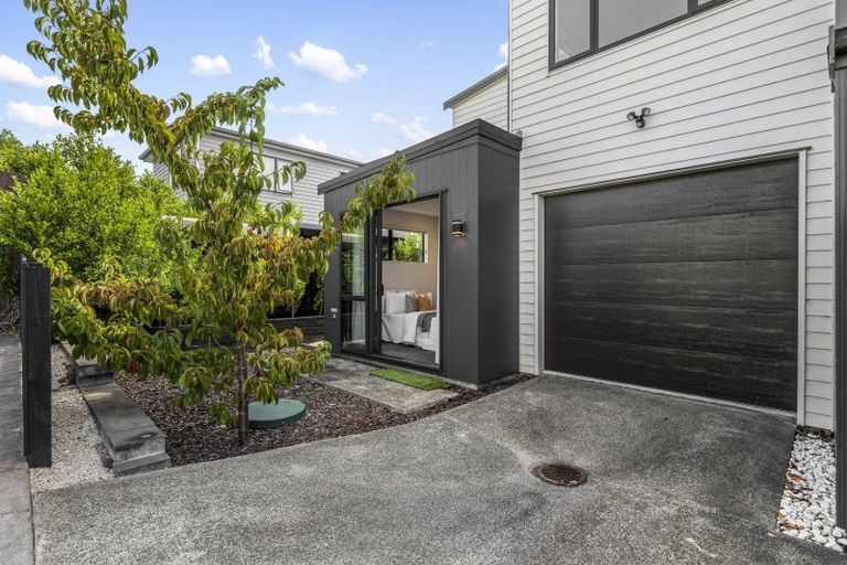 Photo of property in 40 Skua Road, Hobsonville, Auckland, 0616