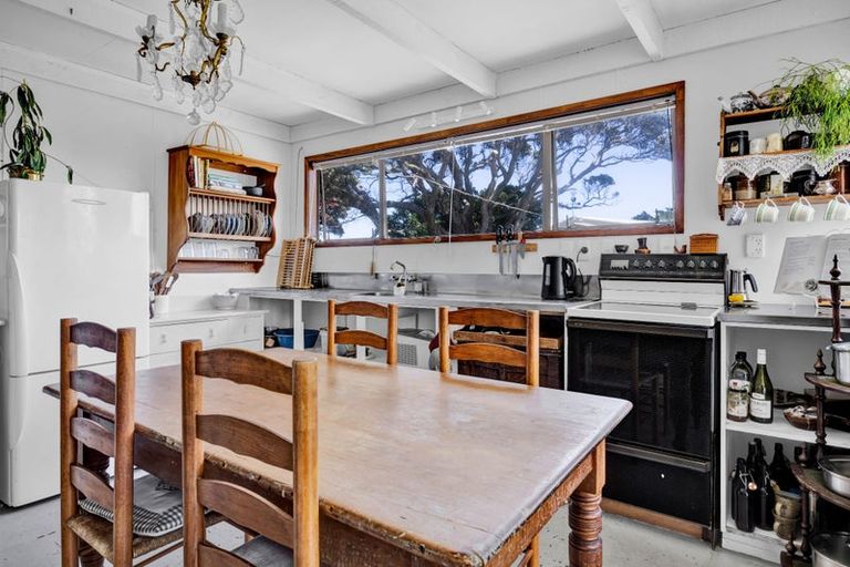 Photo of property in 207 Egmont Street, Patea, 4520