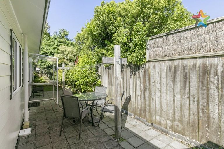 Photo of property in 4/169 Whites Line East, Waiwhetu, Lower Hutt, 5010